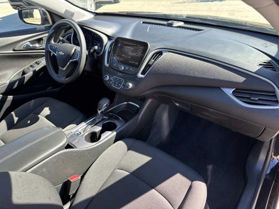 2022 Chevrolet Malibu FWD LT
