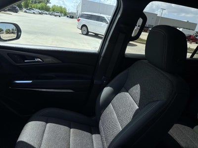 2024 Chevrolet Traverse FWD LT