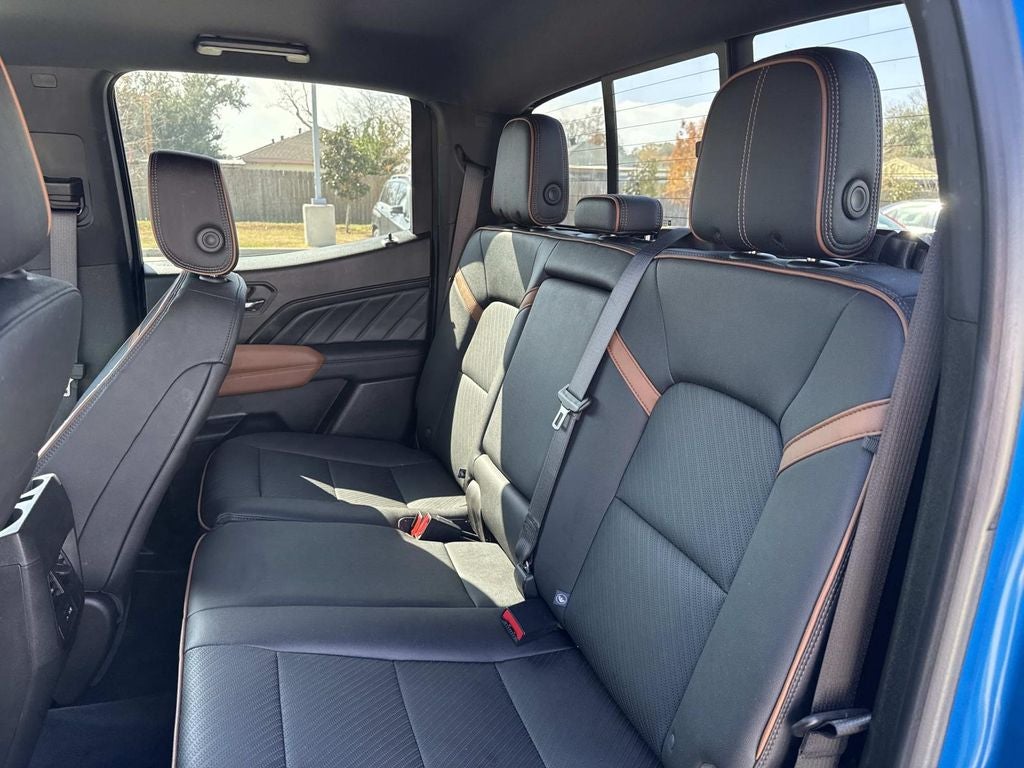 2023 GMC Canyon 4WD Crew Cab Short Box AT4