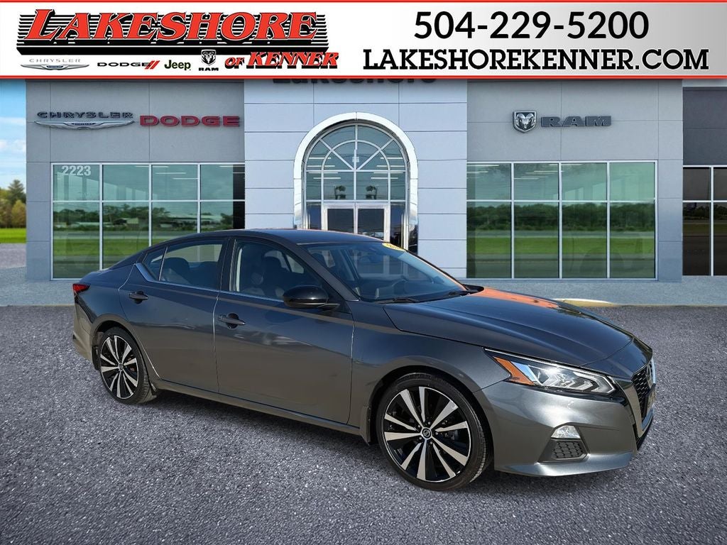 2022 Nissan Altima SR FWD