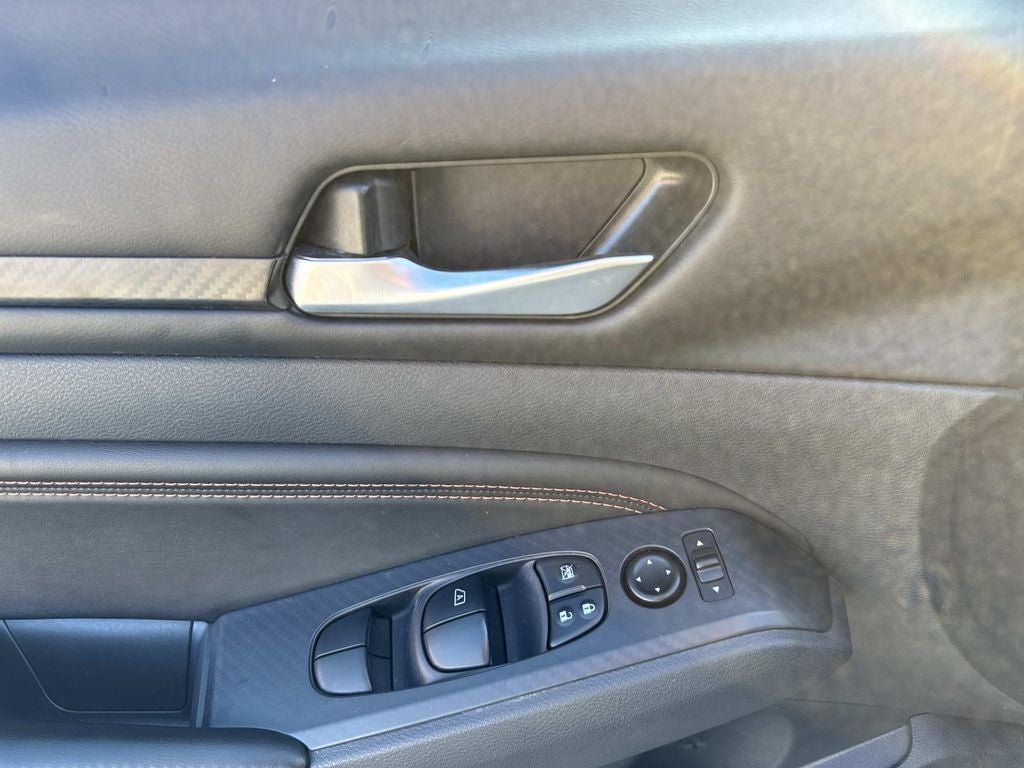 2022 Nissan Altima SR FWD