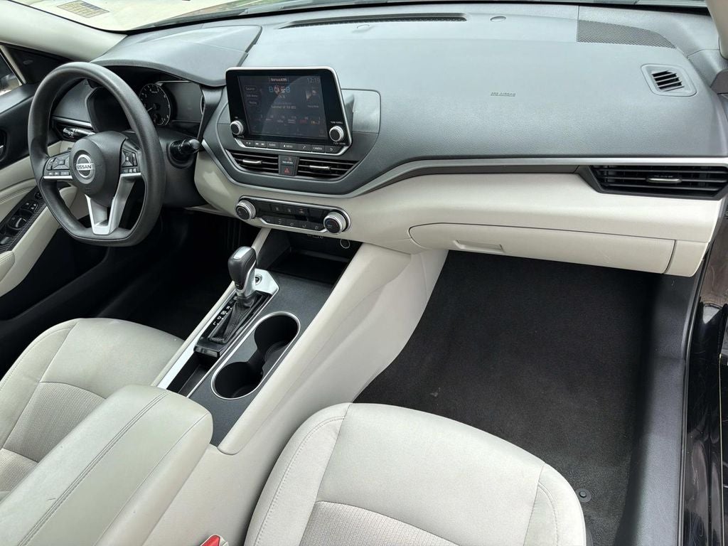 2022 Nissan Altima SV FWD