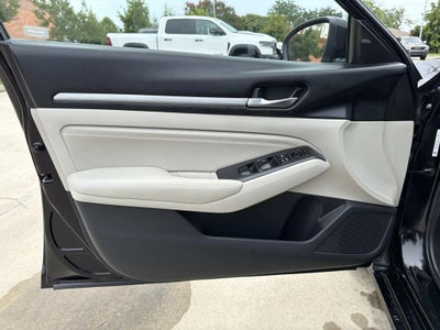 2022 Nissan Altima SV FWD