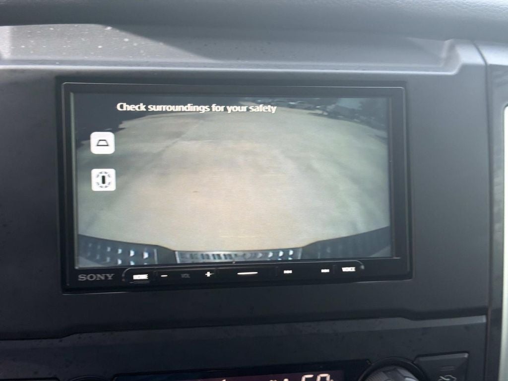 2019 Nissan TITAN SV