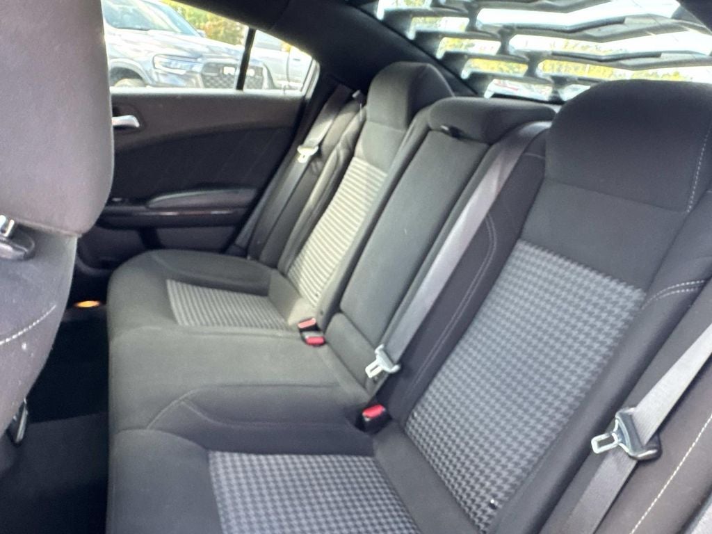 2021 Dodge Charger SXT RWD