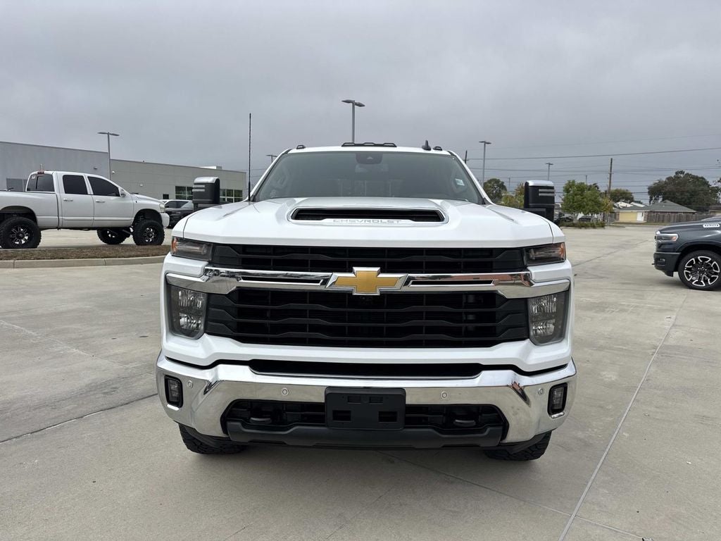 2025 Chevrolet Silverado 2500HD 4WD Crew Cab Standard Bed LT