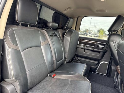 2022 RAM Ram 3500 Laramie Crew Cab 4x4 6'4' Box