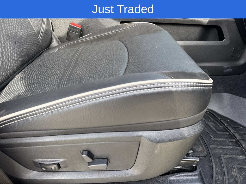 2025 RAM Ram 3500 Laramie Mega Cab 4x4 6'4' Box