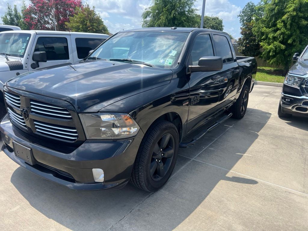 2017 RAM 1500 Express Crew Cab 4x2 5'7' Box