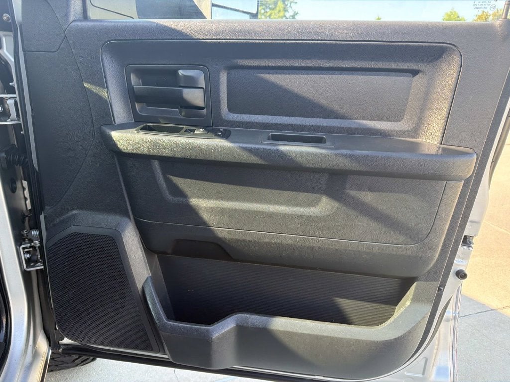2012 RAM 2500 ST SERVICE BODY