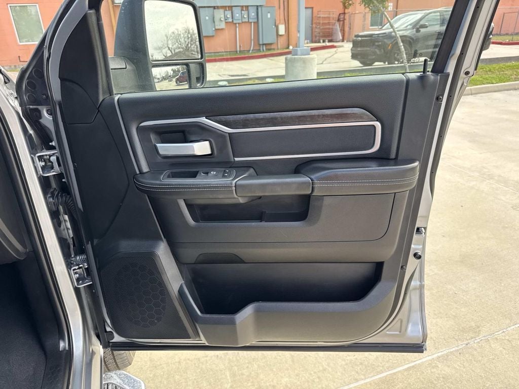 2024 RAM Ram 2500 Big Horn Crew Cab 4x4 6'4' Box