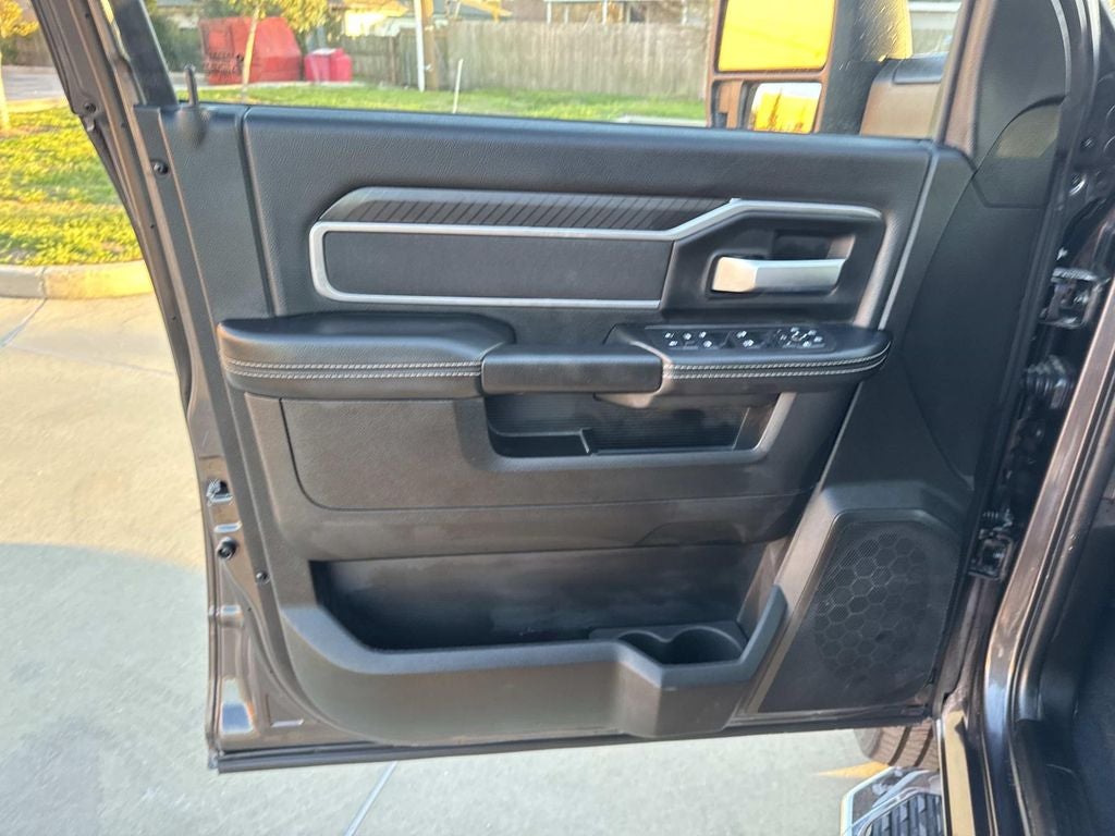 2025 RAM Ram 2500 Big Horn Crew Cab 4x4 6'4' Box