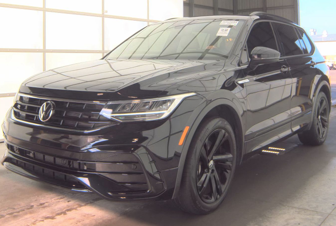 2023 Volkswagen Tiguan 2.0T SE R-Line Black