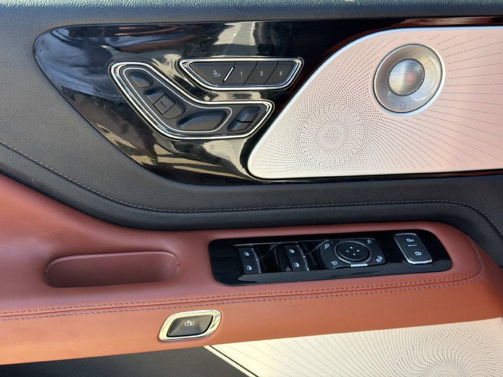 2025 Lincoln Aviator Reserve Premium