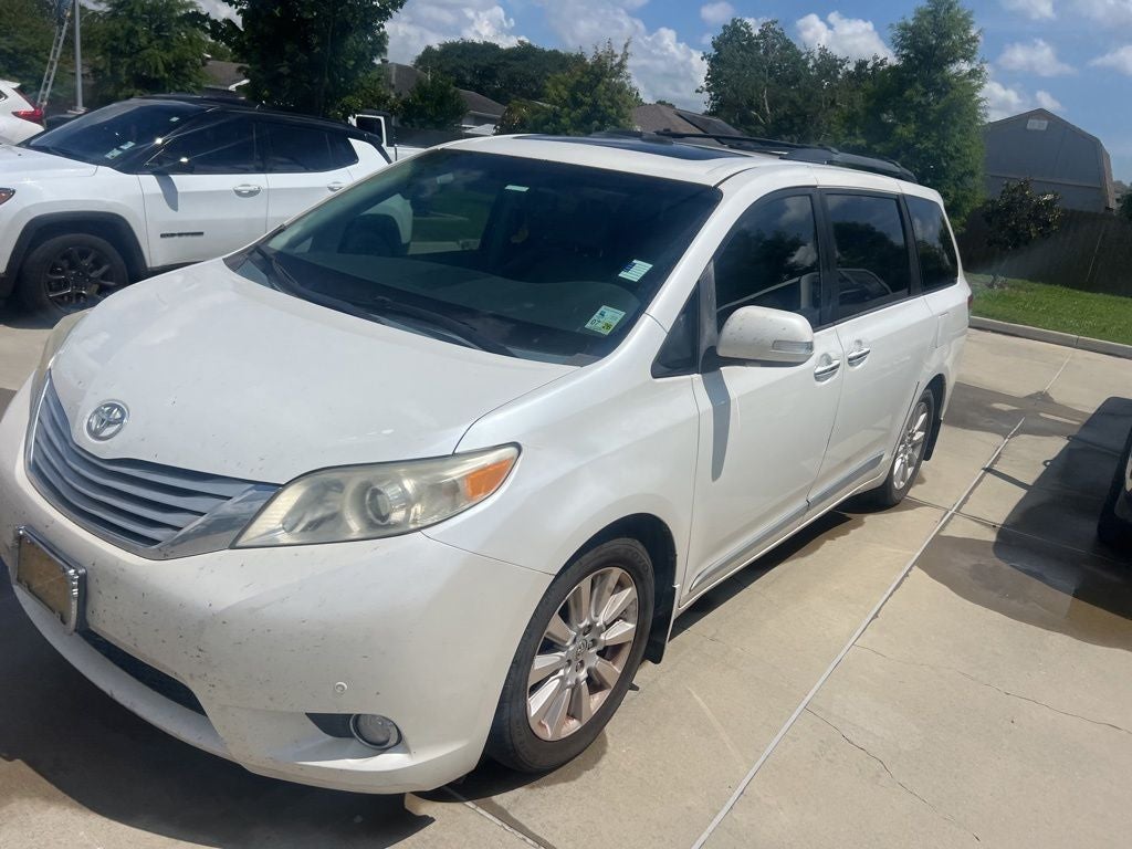 2013 Toyota Sienna Limited V6 7 Passenger