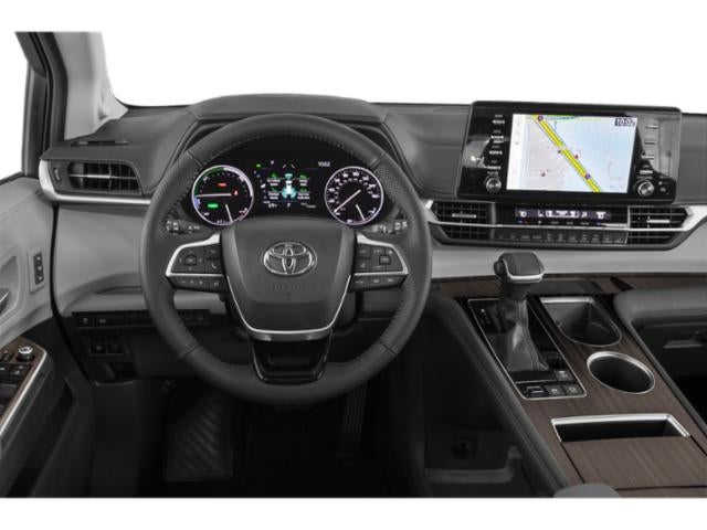 2023 Toyota Sienna Limited
