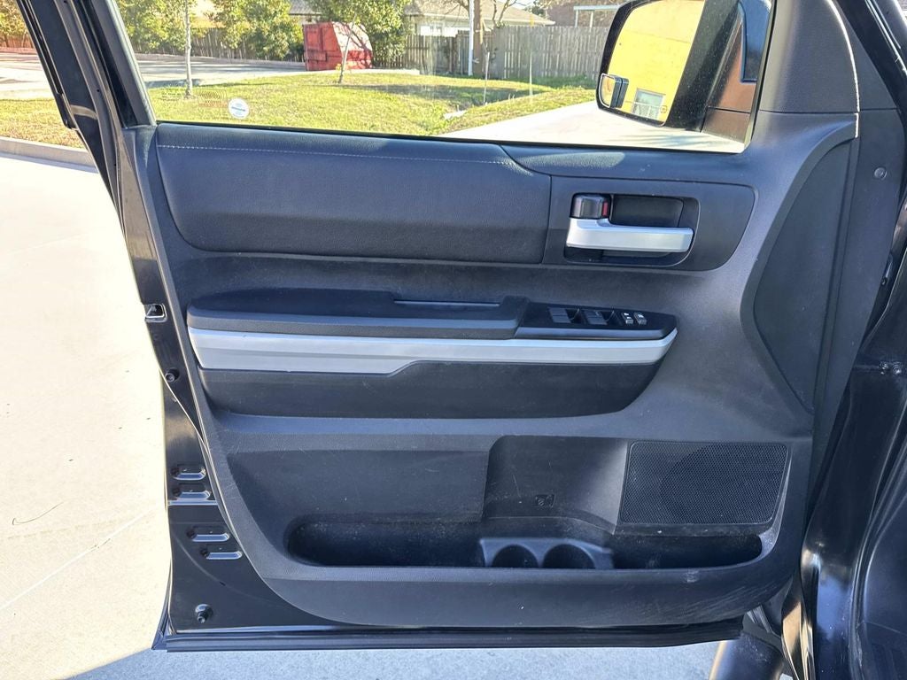 2019 Toyota Tundra SR5 5.7L V8