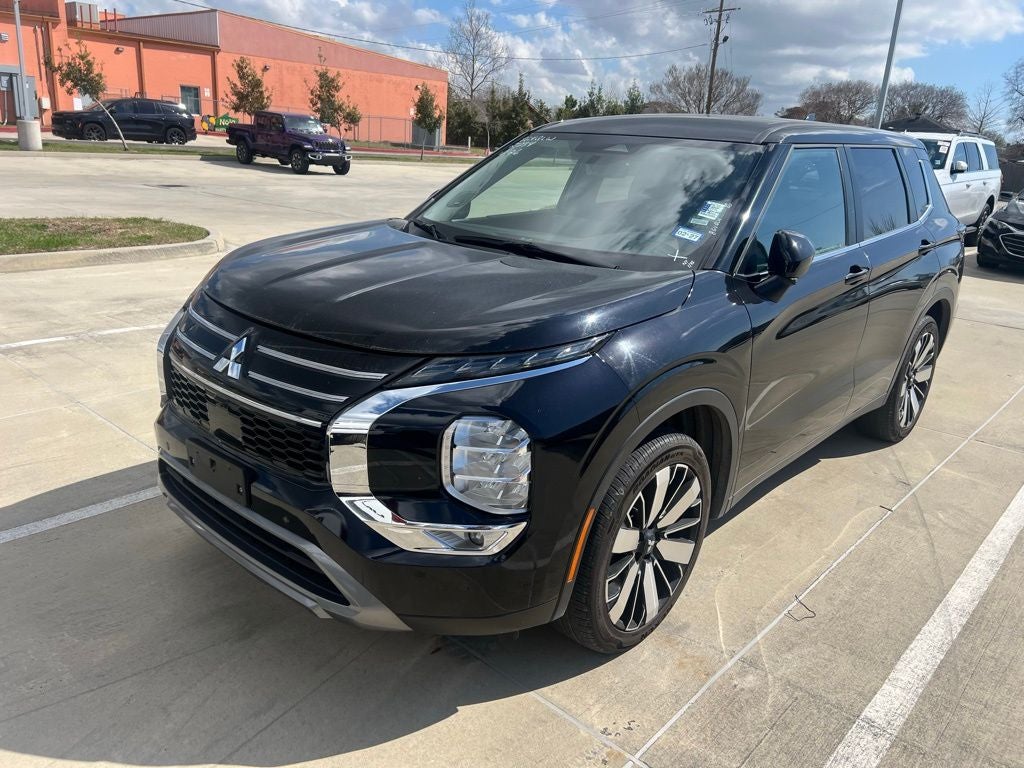 2025 Mitsubishi Outlander SE