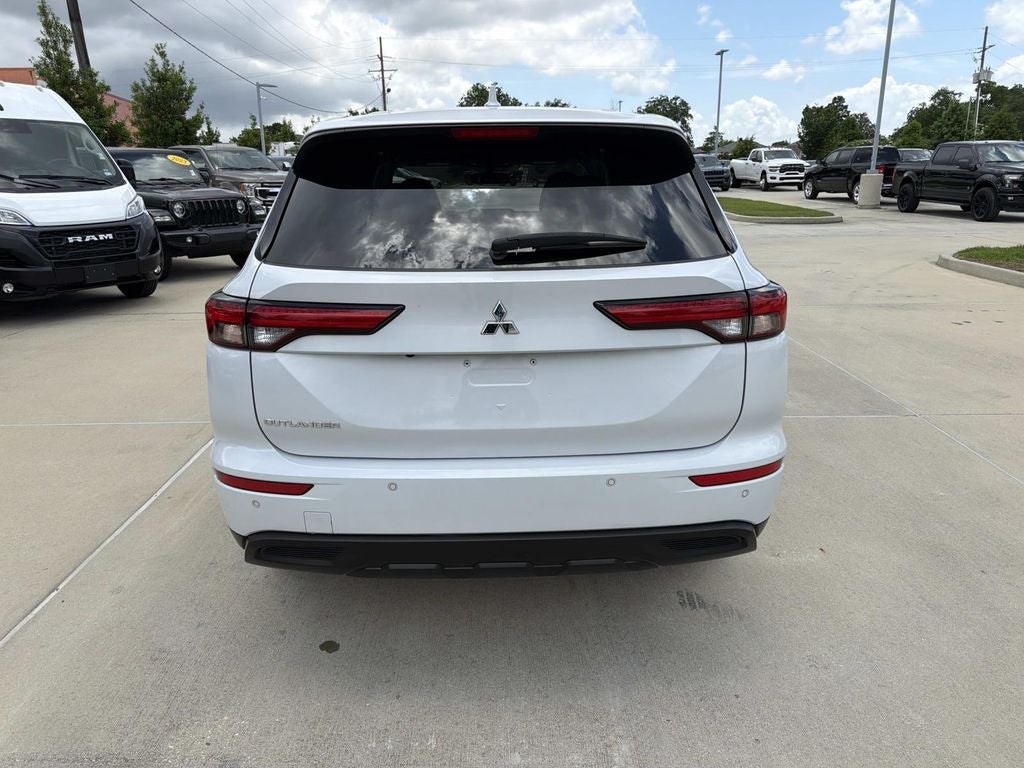 2024 Mitsubishi Outlander SE 2.5 2WD