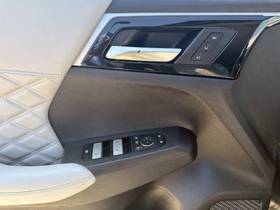 2024 Mitsubishi Outlander PHEV SEL