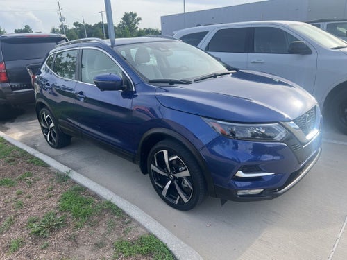 2022 Nissan Rogue Sport SL FWD Xtronic CVT