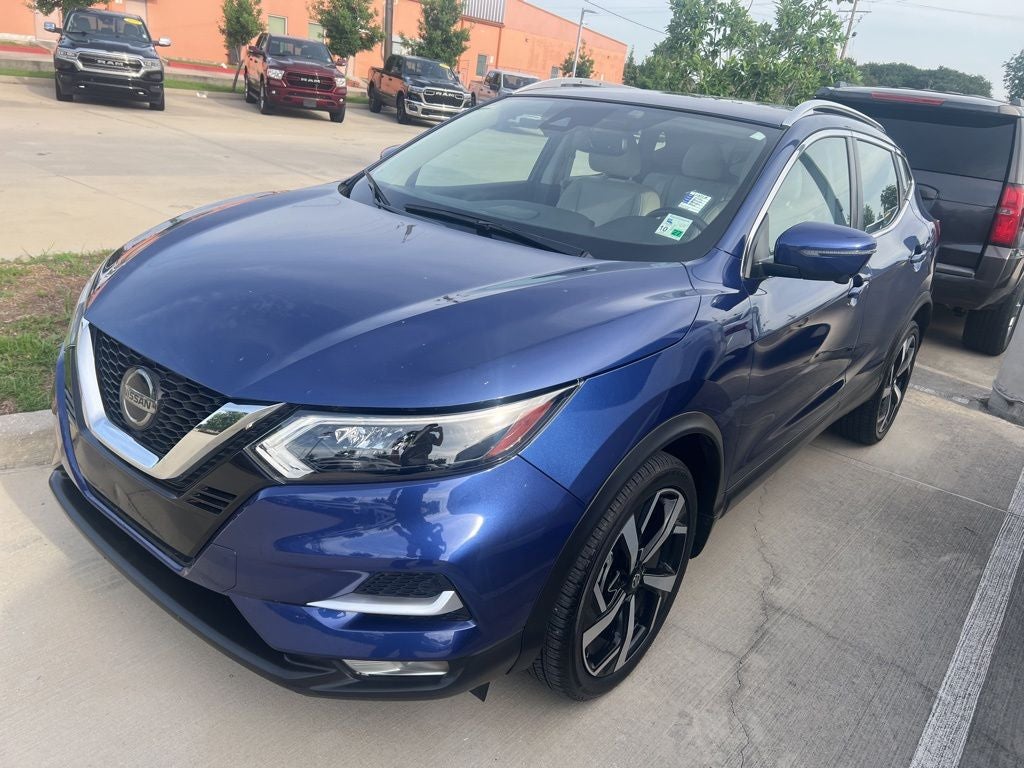 2022 Nissan Rogue Sport SL FWD Xtronic CVT