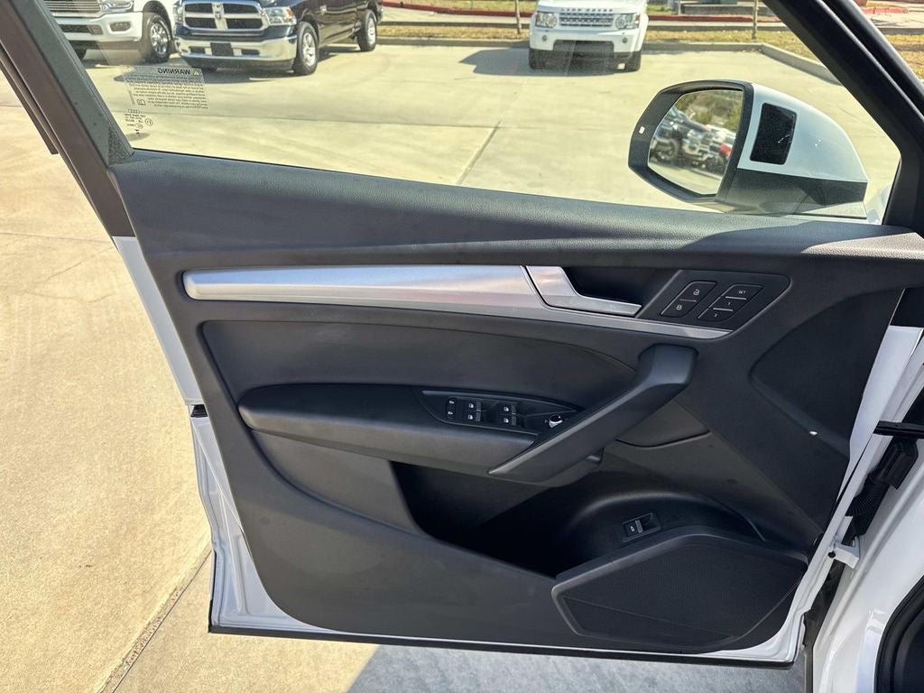 2025 Audi Q5 Premium 45 TFSI S line quattro