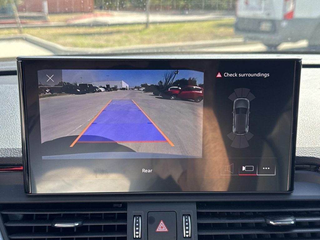 2025 Audi Q5 Premium 45 TFSI S line quattro