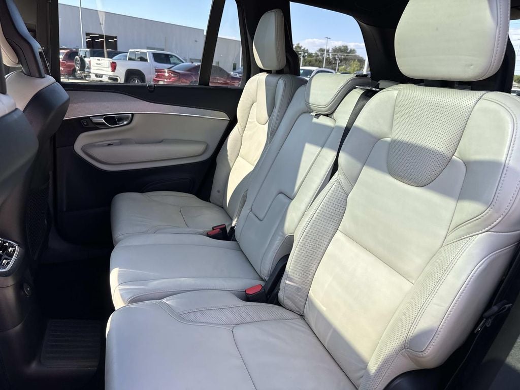 2021 Volvo XC90 Recharge Plug-In Hybrid T8 R-Design 7 Passenger