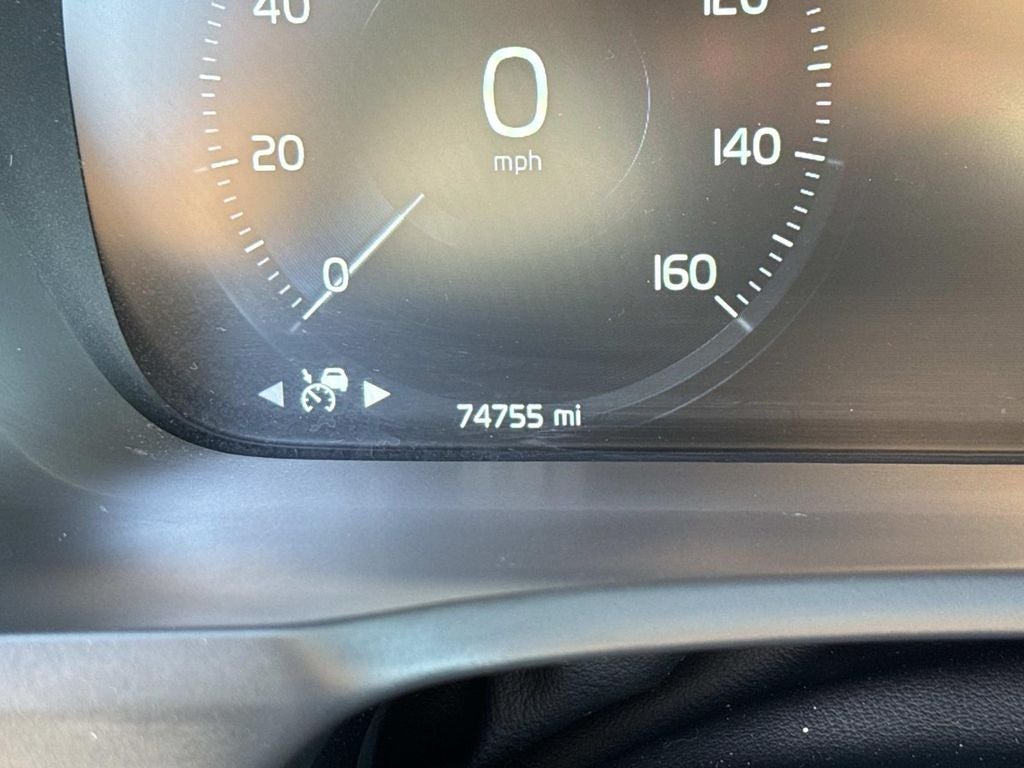 2021 Volvo XC90 Recharge Plug-In Hybrid T8 R-Design 7 Passenger