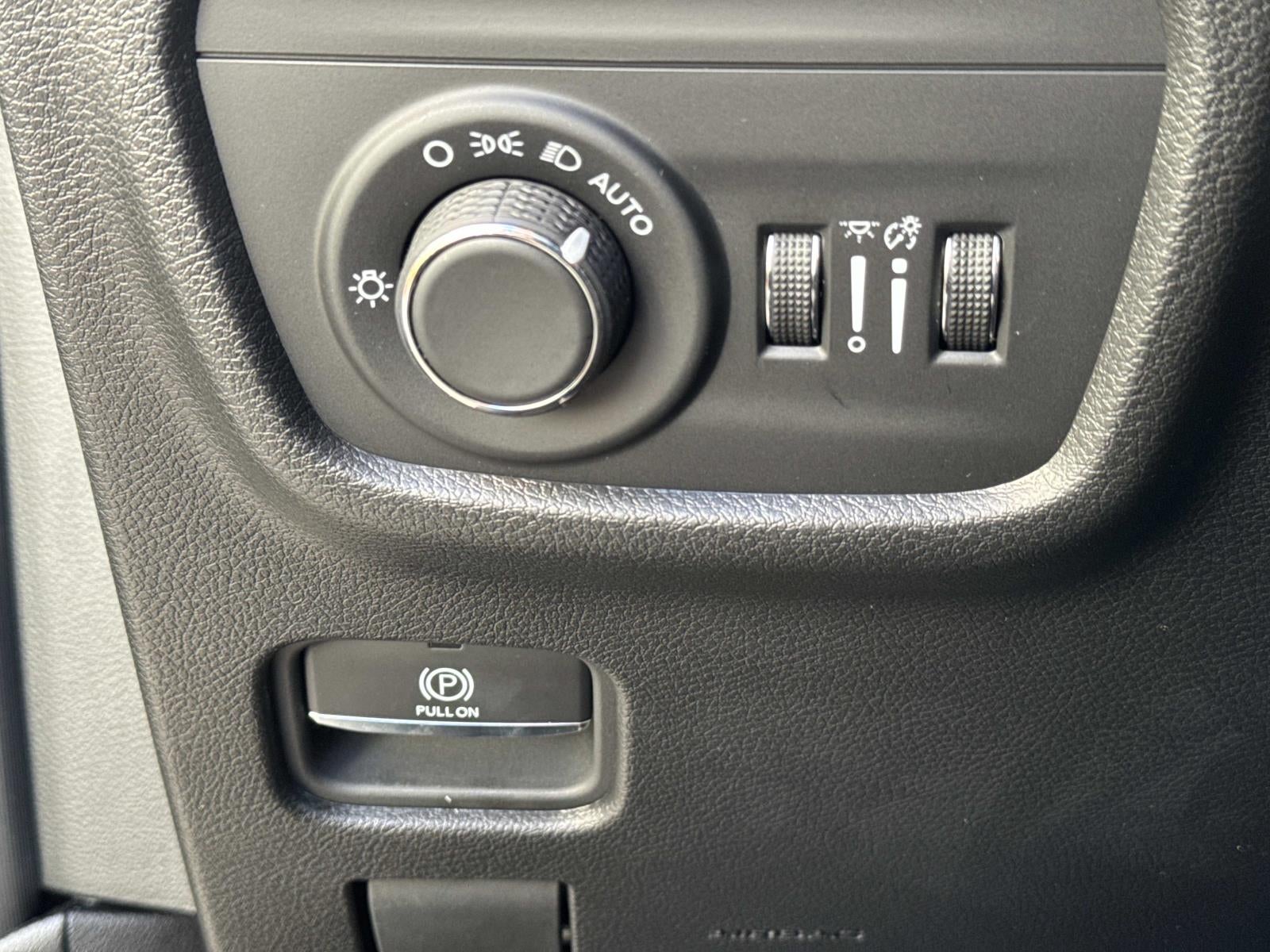 2024 Jeep Grand Cherokee L Altitude 4x2