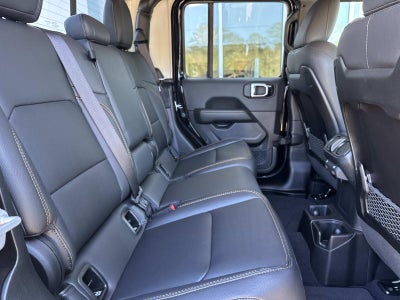 2025 Jeep Gladiator High Tide