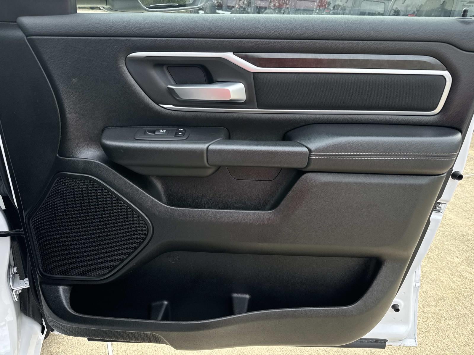 2023 RAM 1500 Big Horn Crew Cab 4x2 5'7' Box