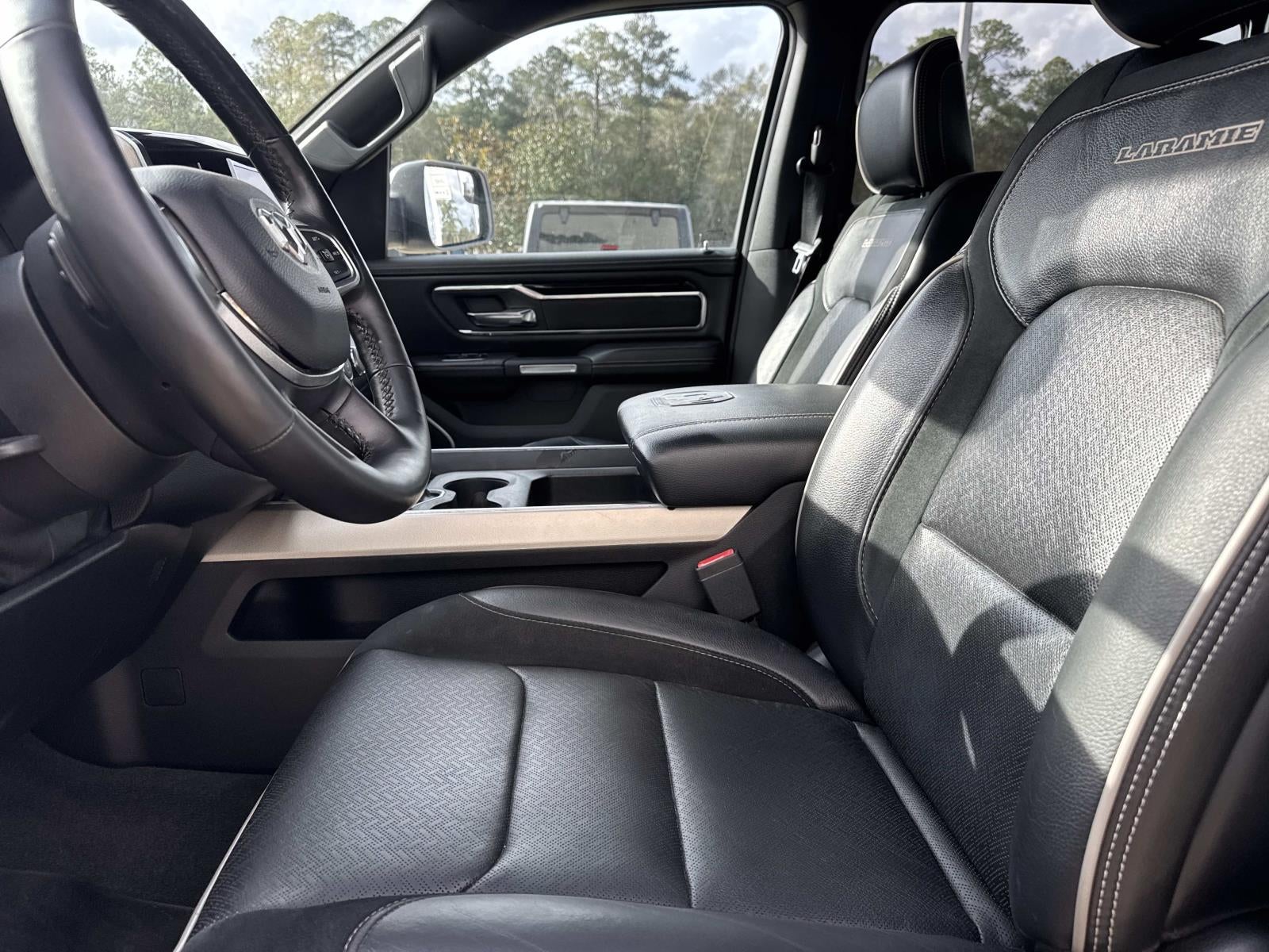 2019 RAM 1500 Laramie Crew Cab 4x2 5'7' Box