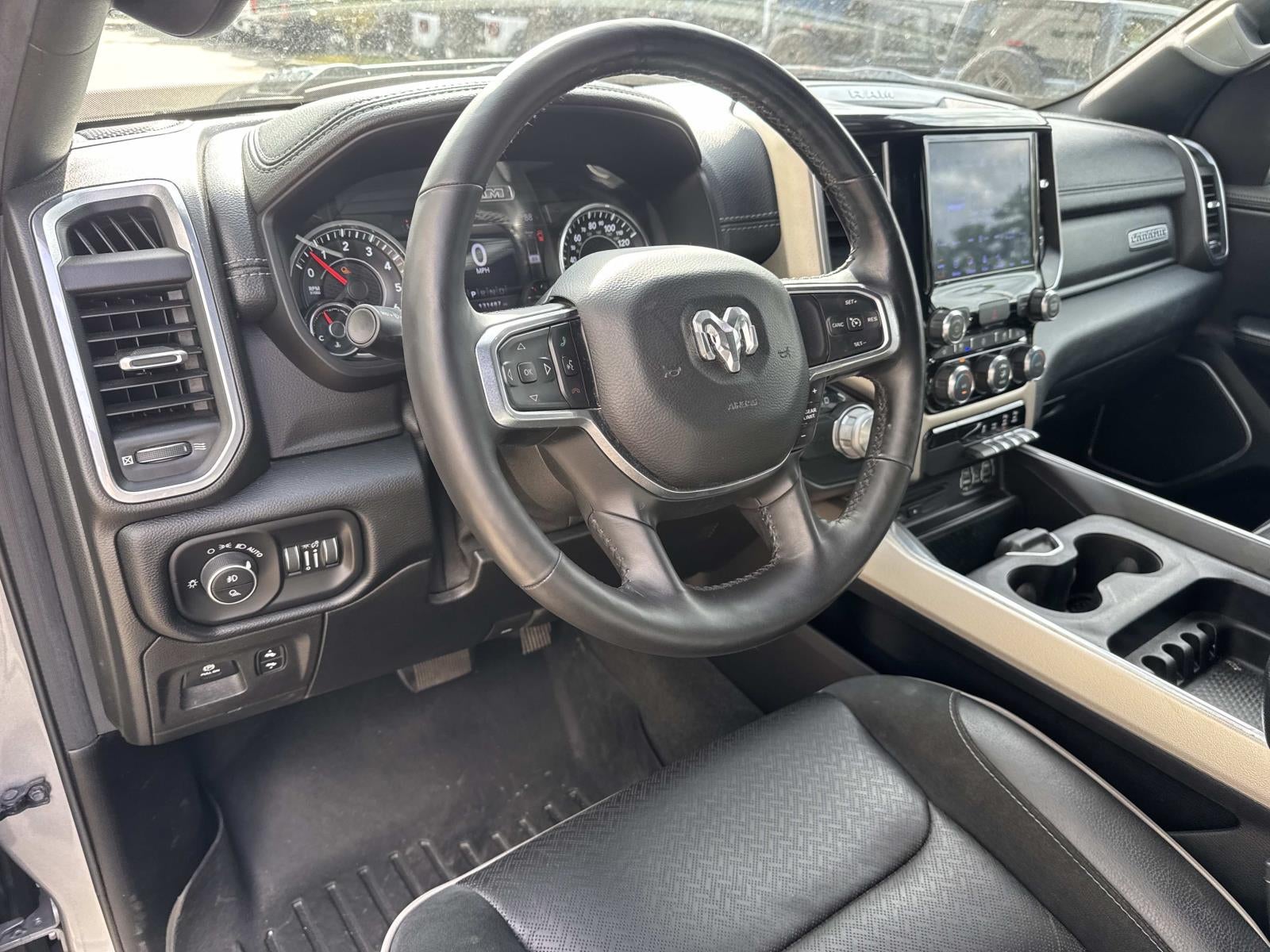 2019 RAM 1500 Laramie Crew Cab 4x2 5'7' Box