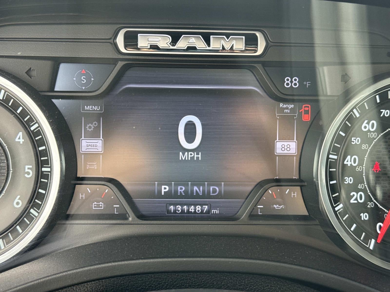 2019 RAM 1500 Laramie Crew Cab 4x2 5'7' Box