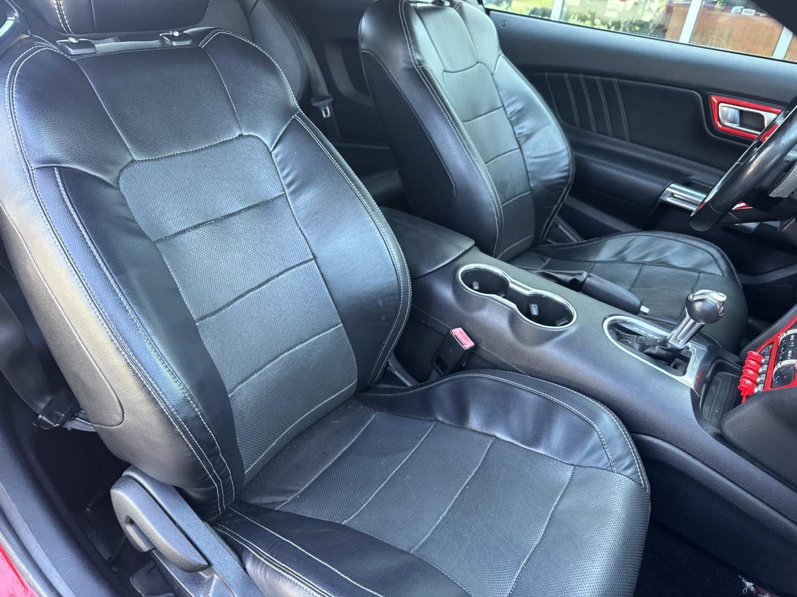 2020 Ford Mustang EcoBoost