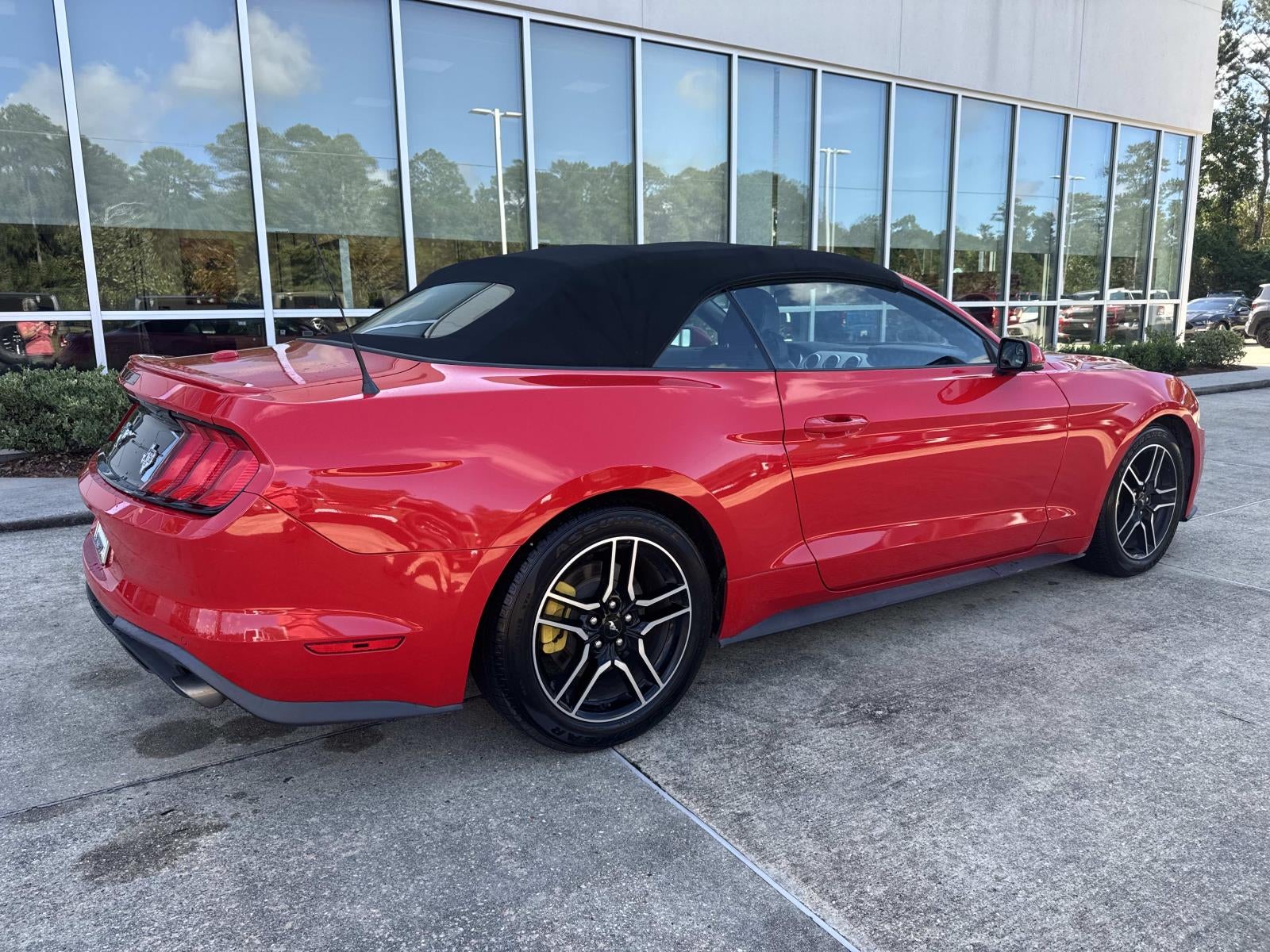 2020 Ford Mustang EcoBoost