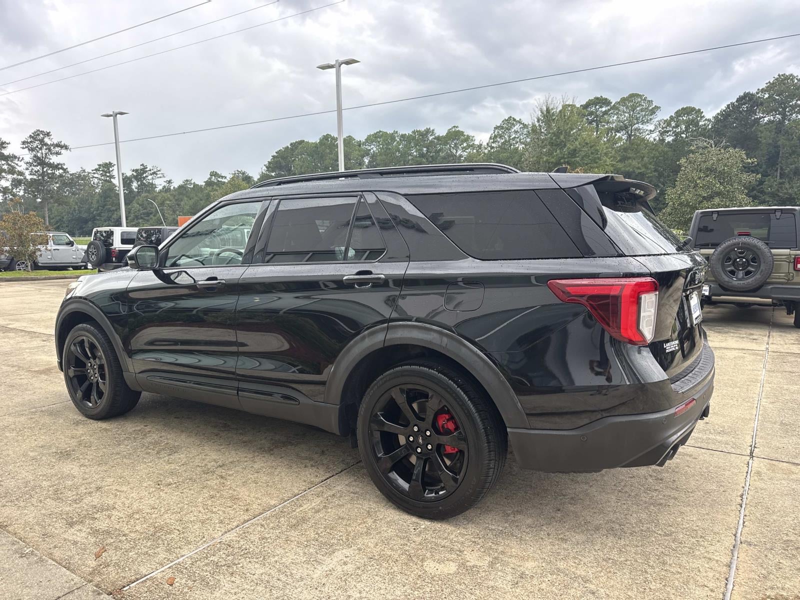2020 Ford Explorer ST