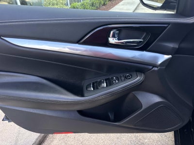 2022 Nissan Maxima SV