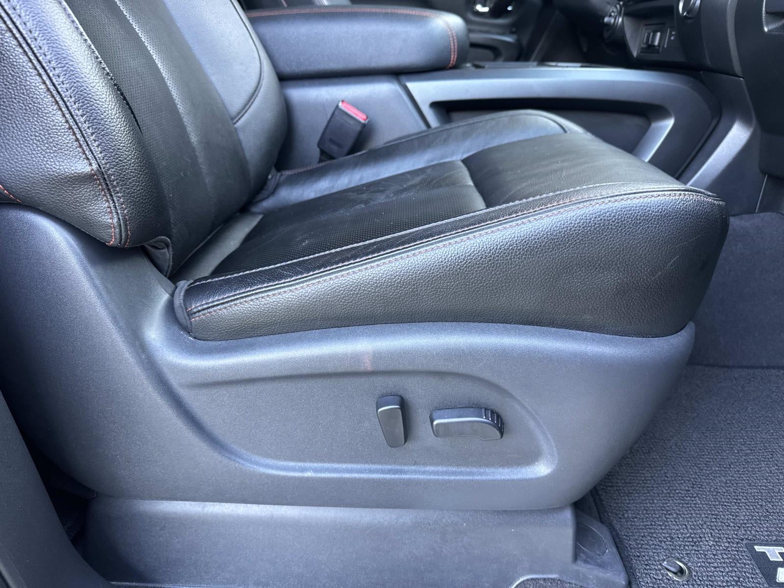 2021 Nissan TITAN Crew Cab PRO-4X 4x4