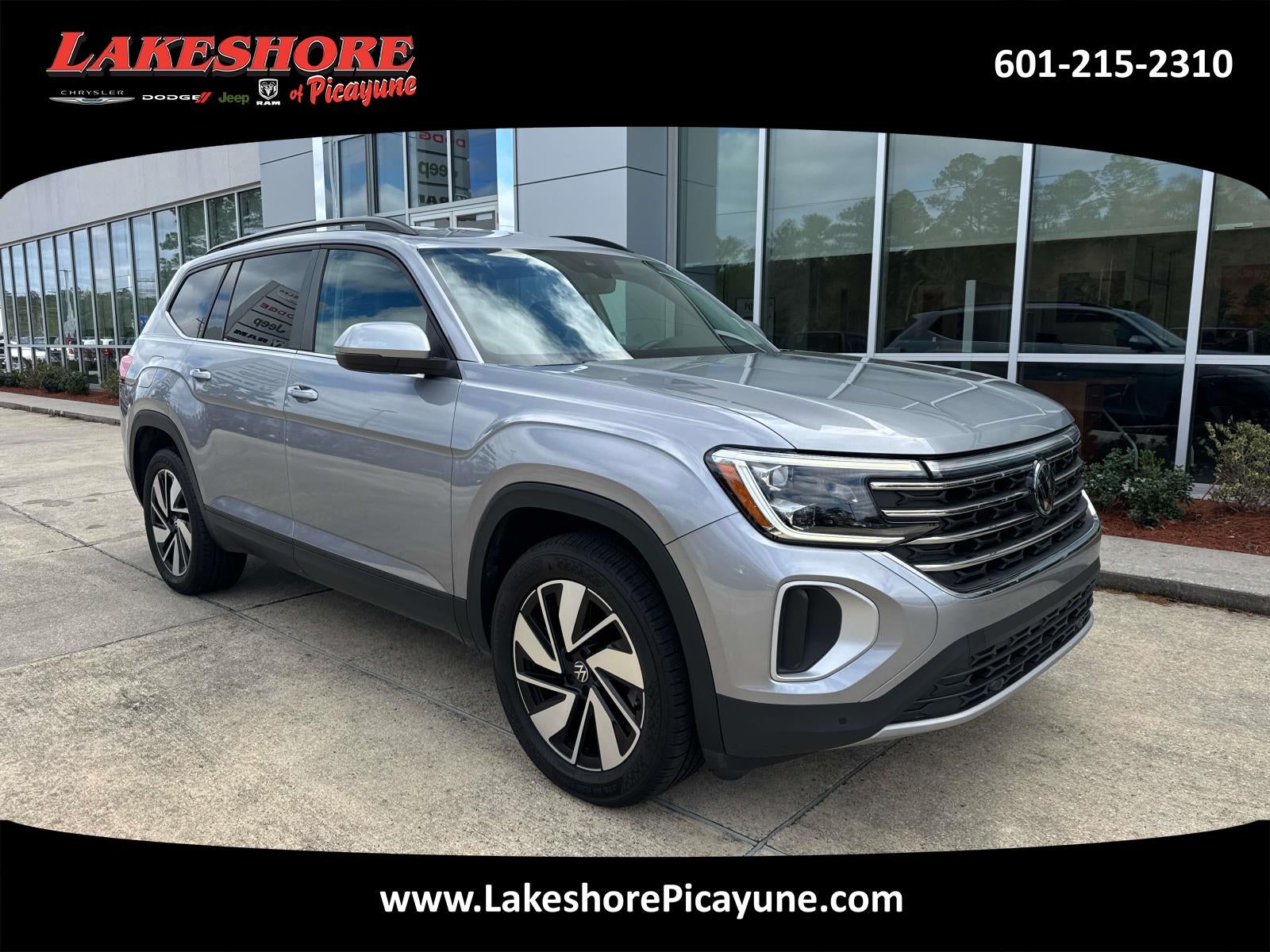 2024 Volkswagen Atlas 2.0T SE w/Technology