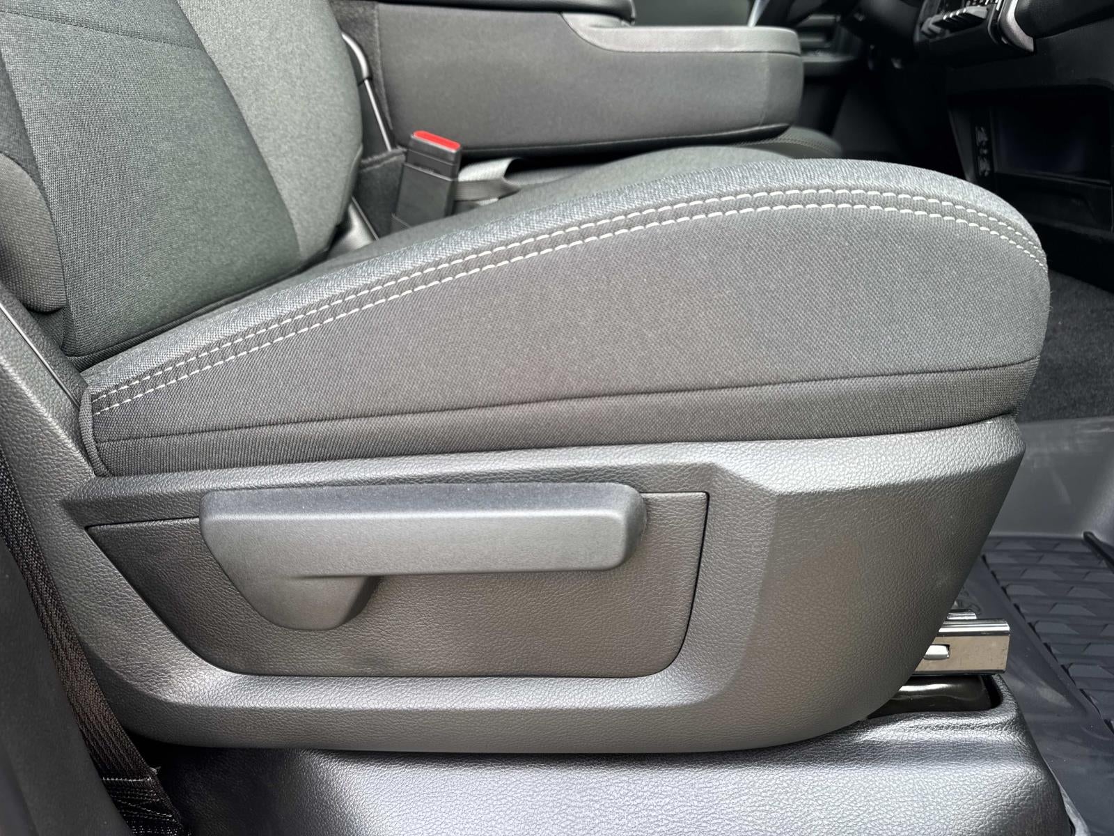 2026 RAM Ram 3500 Tradesman Crew Cab 4x4 8' Box