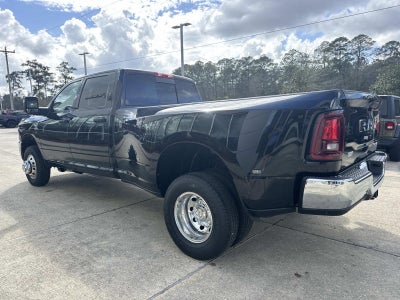 2026 RAM Ram 3500 Tradesman Crew Cab 4x4 8' Box