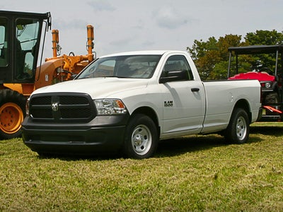 2022 RAM 1500 Classic Tradesman Crew Cab 4x4 5'7' Box