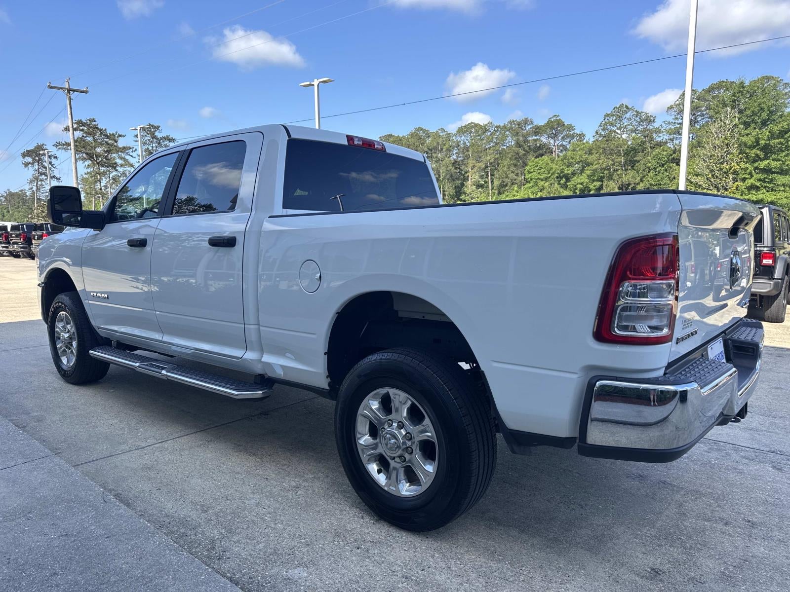 2024 RAM Ram 2500 Big Horn Crew Cab 4x4 6'4' Box