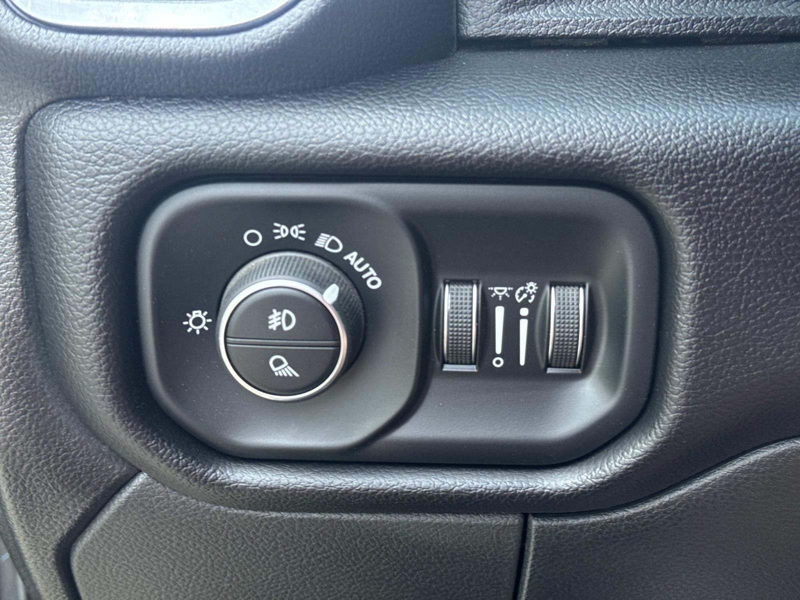 2024 RAM Ram 2500 Laramie Crew Cab 4x4 6'4' Box