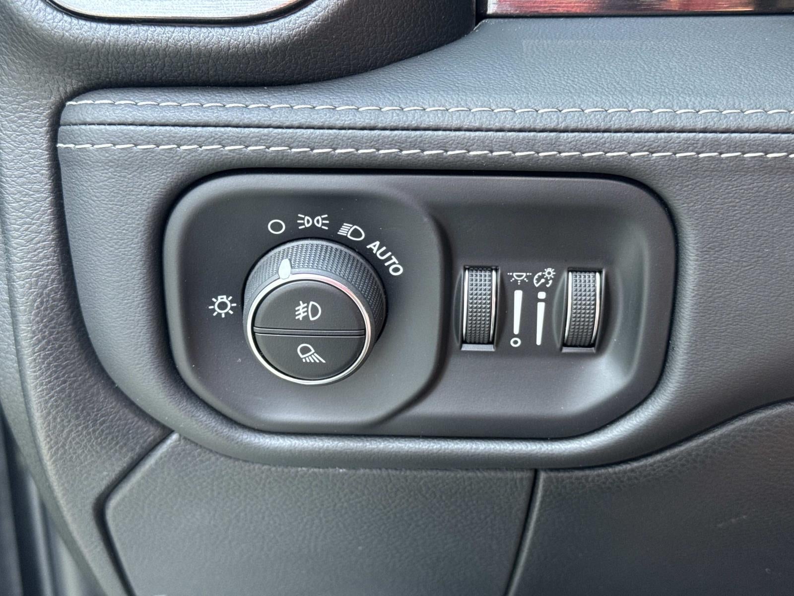 2023 RAM Ram 2500 Limited Crew Cab 4x4 6'4' Box