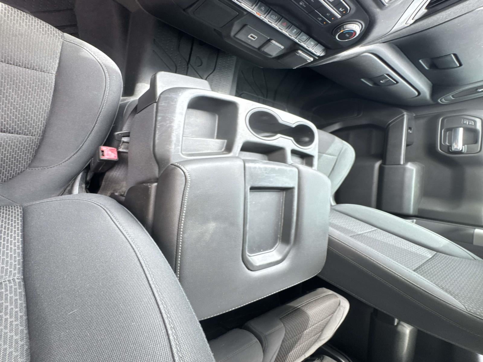 2020 Chevrolet Silverado 1500 2WD Crew Cab Short Bed Custom