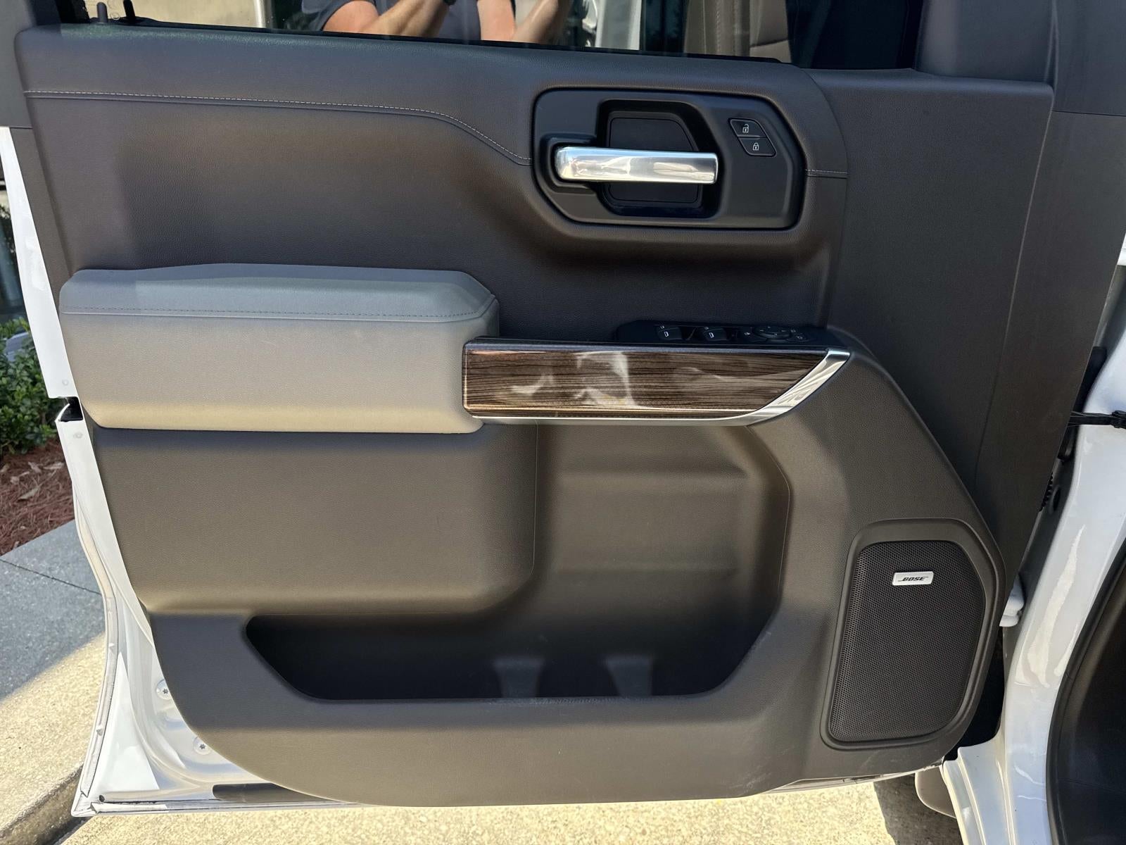 2020 Chevrolet Silverado 1500 2WD Crew Cab Short Bed RST